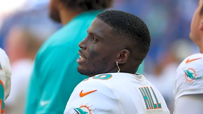 Tyreek Hill's wife alleges domestic violence in divorce filing