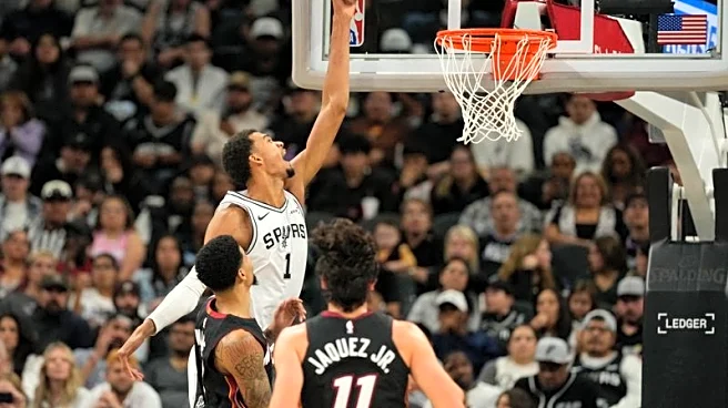 NBA roundup: Spurs off to first 5-0 start in team history