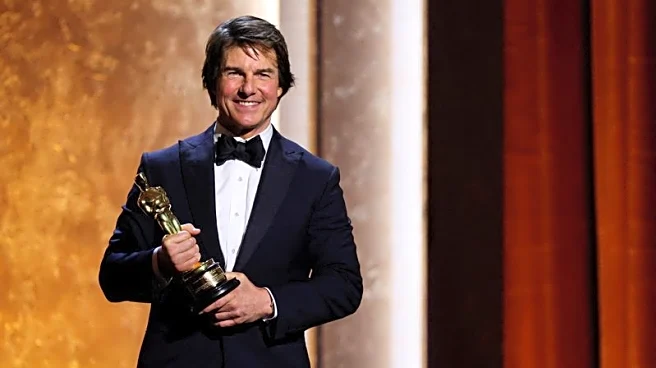 Tom Cruise touts the power of cinema as he accepts honorary Oscar