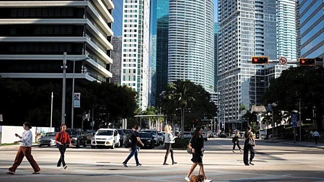 US bank regulator approves relaxed leverage rules