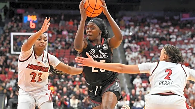 Women's Top 25 roundup: No. 3 South Carolina edges No. 22 Louisville