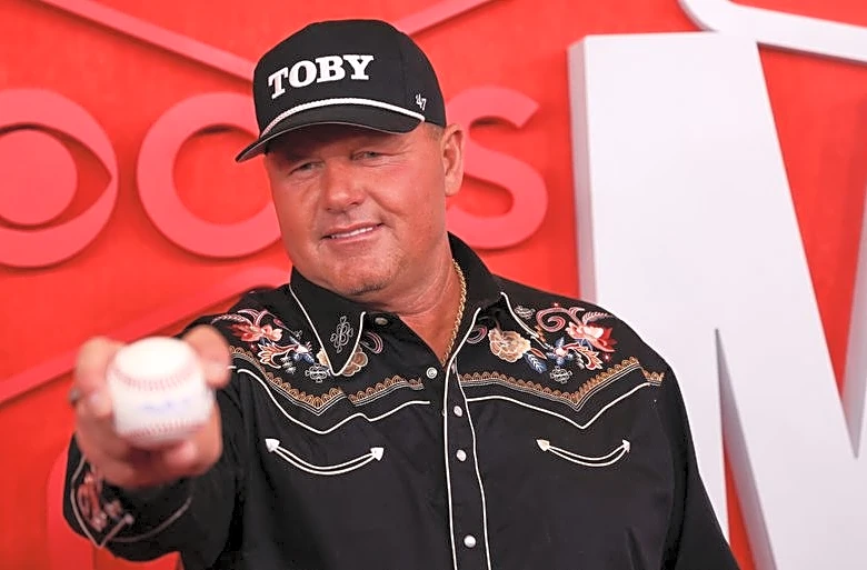 Trump backs Roger Clemens for Baseball Hall of Fame despite performance-enhancing drug allegations