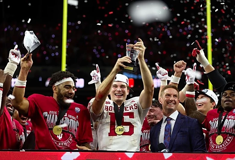 Top 25 roundup: Indiana downs top-ranked Ohio State for Big Ten crown