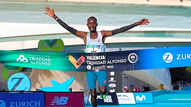 Marathon-Kenyans Korir and Jepkosgei win Valencia Marathon, triathlete Yee impresses