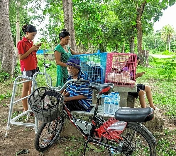 Thailand launches air strikes at Cambodia as border tensions reignite