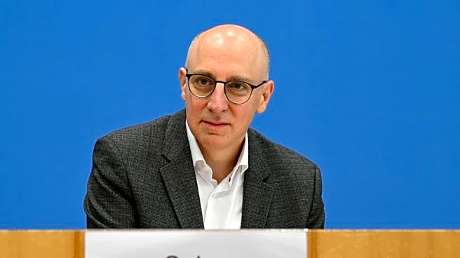 No need to 'break' with US over security policy, German spy chief says