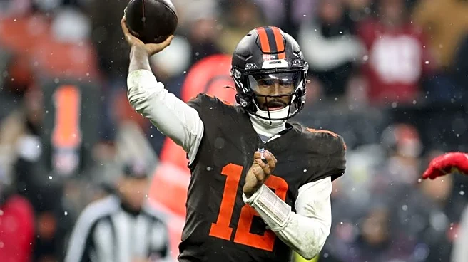 Browns tout 'development,' will stick with QB Shedeur Sanders