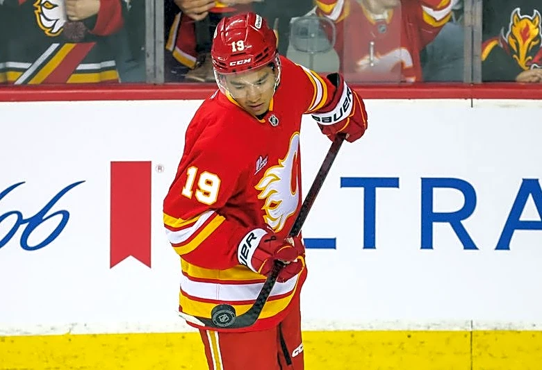 Gavin McKenna, Zayne Parekh headline Canada's world junior camp roster