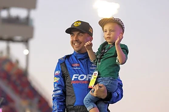 Frankie Muniz puts off Trucks retirement for 'unfinished business'