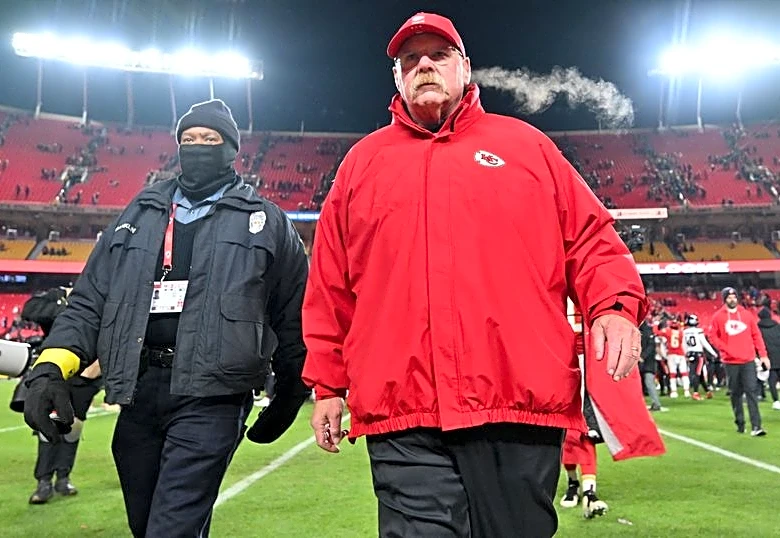 Chiefs' Andy Reid retracts 'mess-up' on momentum-shifting 4th down