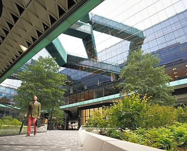 'Big Short' investor Burry says he owns Fannie, Freddie and sees upside from potential IPOs