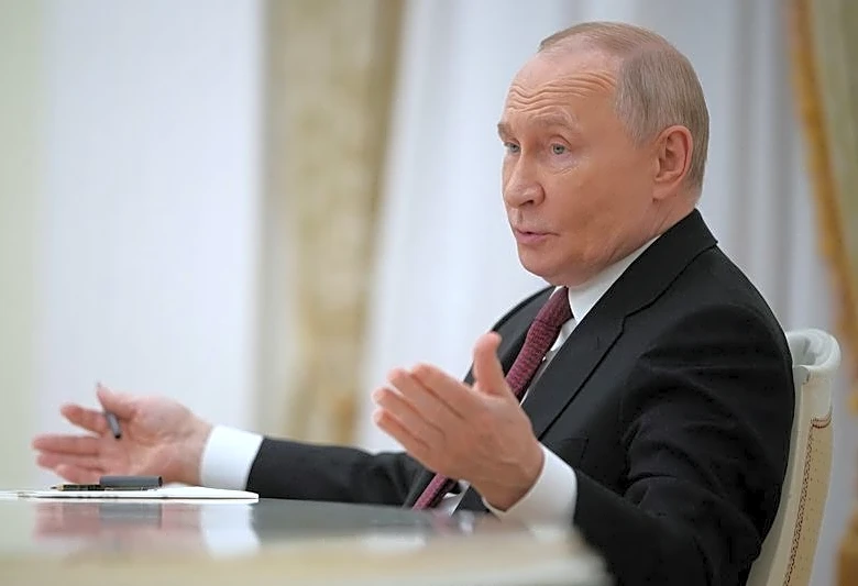 Putin does not want to restore the U.S.S.R. or attack NATO, the Kremlin says