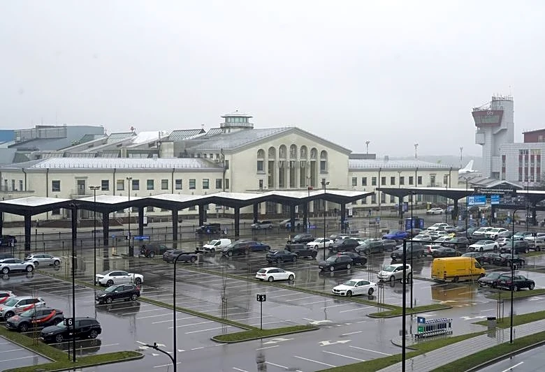 Lithuania declares state of emergency over balloons from Belarus