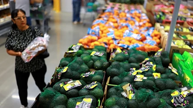 Mexico's inflation accelerates more than expected, central bank notes further risks