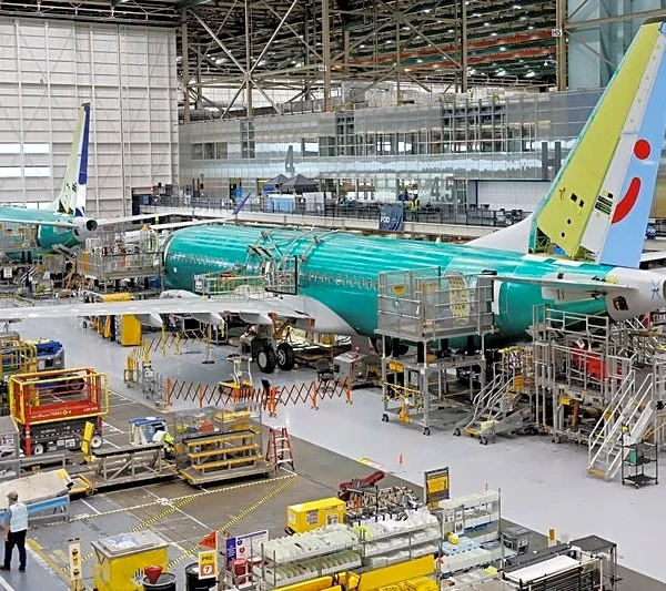 Boeing deliveries fall 17% in November, trail Airbus