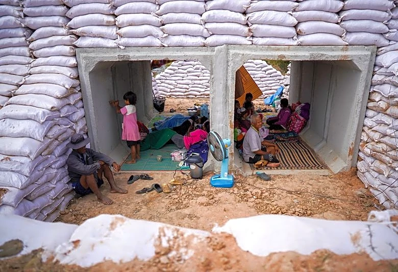 Families on both sides caught in crossfire as Thai-Cambodian fighting continues