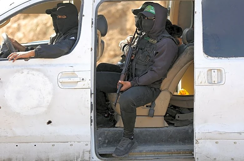 From Israeli-held zones in Gaza, foes of Hamas seek lasting role