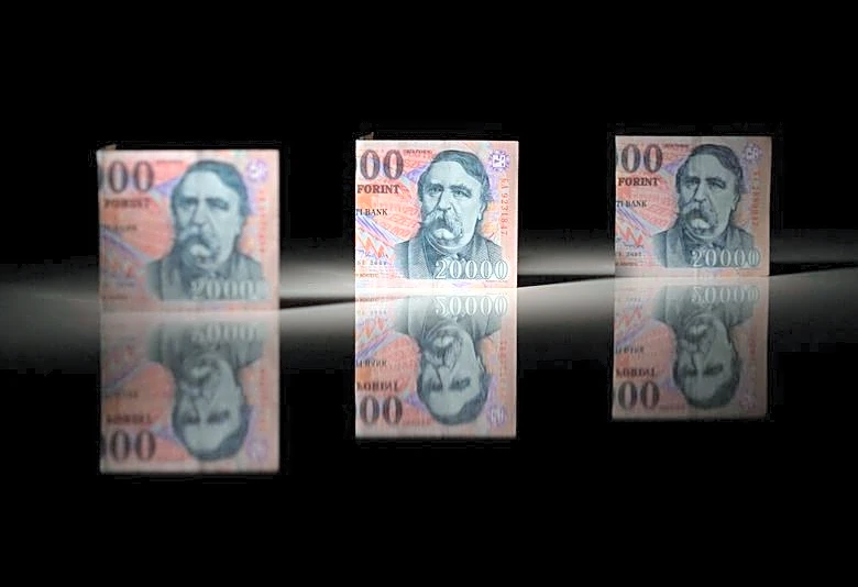 FX edges up as markets await Fed rate decision