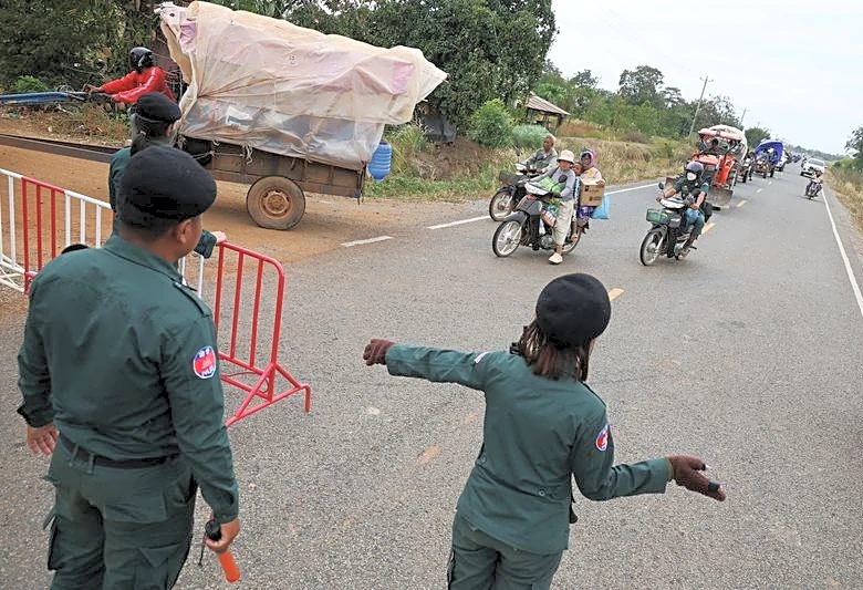 Thailand and Cambodia keep fighting across contested border ahead of expected Trump calls