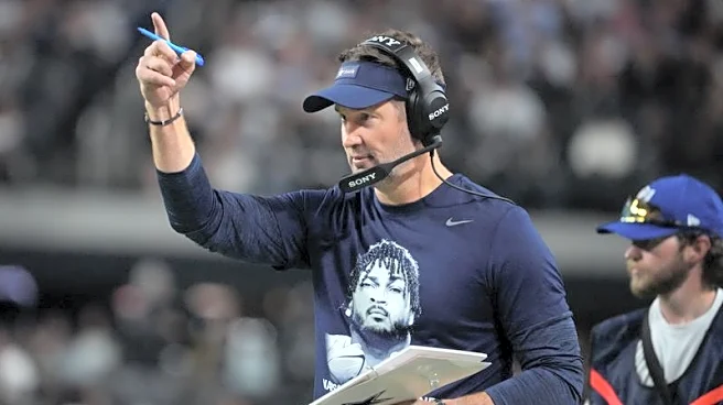 Cowboys, Vikings cling to playoff hopes in crucial NFC tilt