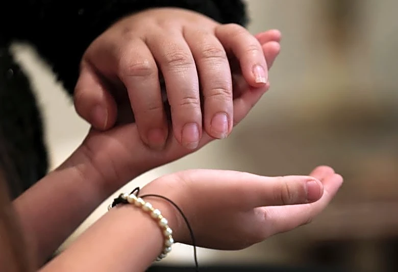 ICE threatens family separation, indefinite detention to satisfy Trump deportation goal