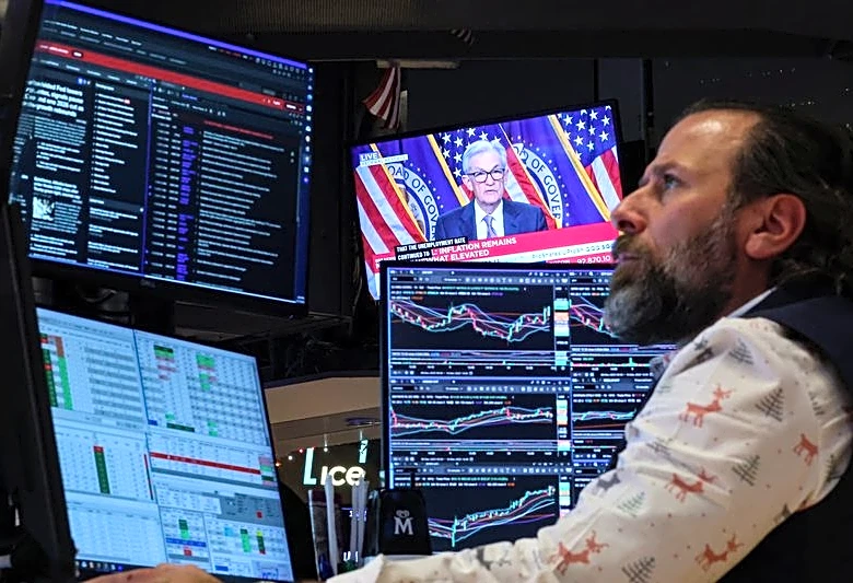 Morning Bid: Oracle crashes Powell's party