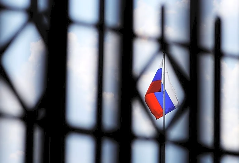 Analysis-Contrasting views of Russia show deepening Republican split over foreign policy