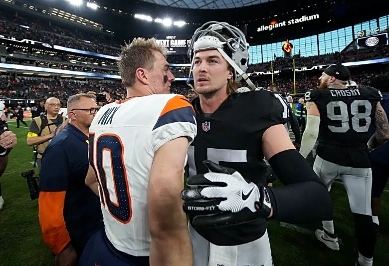 Raiders QB Kenny Pickett could start with Geno Smith hurting