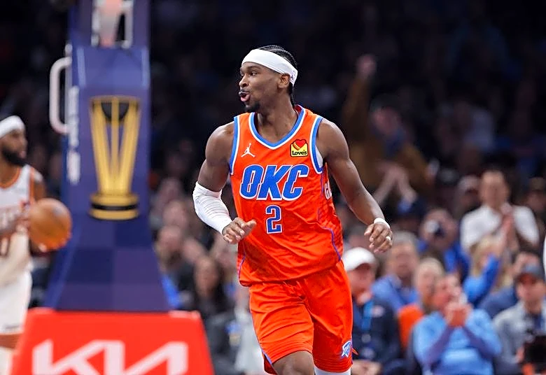 NBA-Rolling Thunder: OKC improve to 24-1 to tighten grip on wins record chase