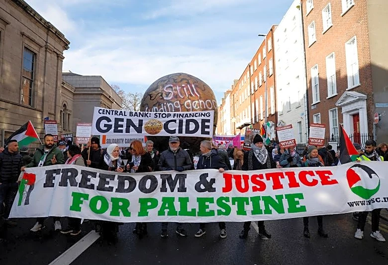 Irish minister defends 'limited' trade curbs on Israeli settlements