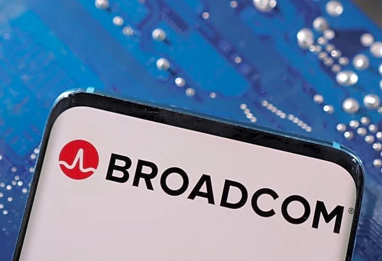 Broadcom falls as margin pressures add to AI payoff jitters