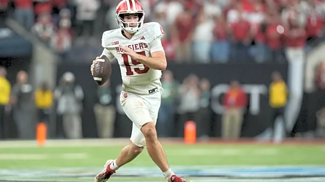 Indiana's Fernando Mendoza headlines college football award winners