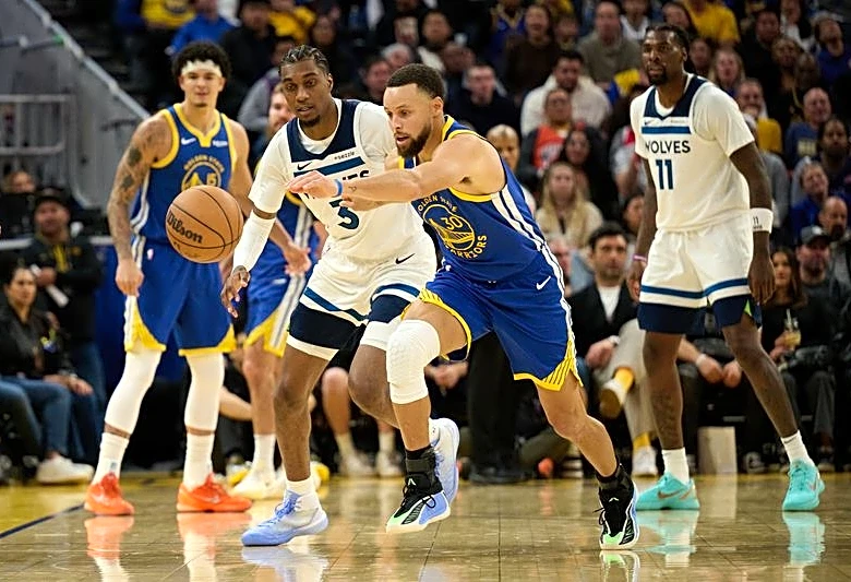 NBA roundup: Timberwolves spoil Stephen Curry's 39-point return