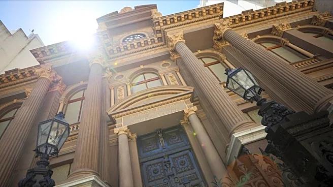 Explainer-Argentina’s new FX bands and reserves policy aim to boost credibility