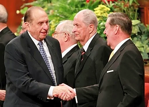 Jeffrey Holland, next in line to lead Church of Jesus Christ of Latter-day Saints, dies at 85