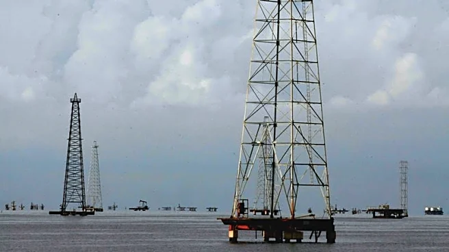 Exclusive-Venezuela, US in talks to export Venezuelan oil to US, sources say