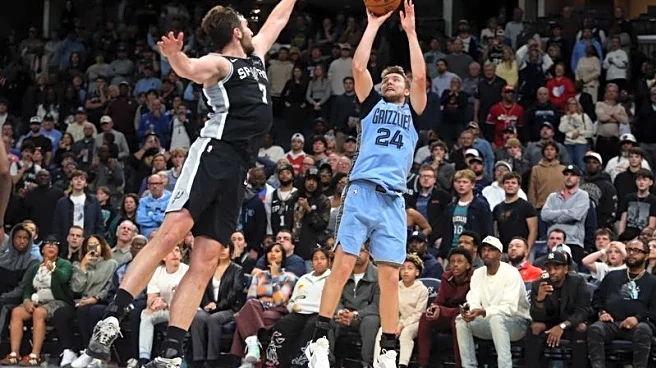 NBA roundup: Grizzlies rally, nip Spurs on late block