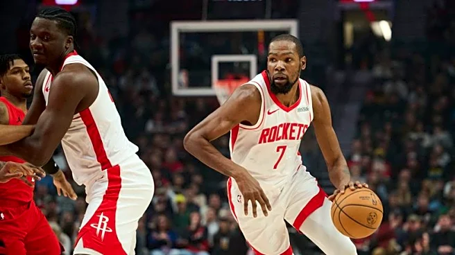 Kevin Durant passes Wilt Chamberlain on all-time scoring list