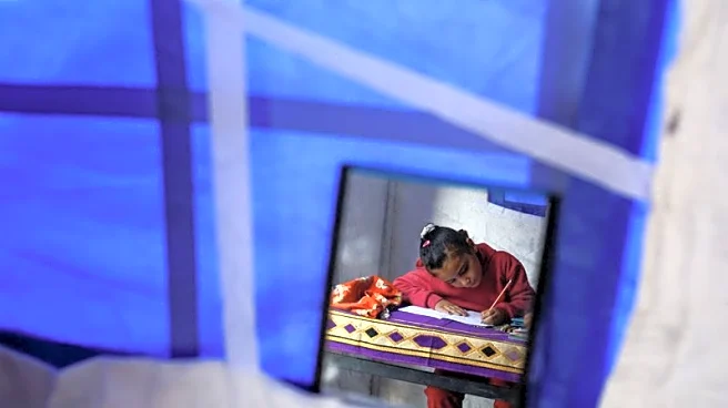 School resumes in tents under shadow of Gaza's 'yellow line'