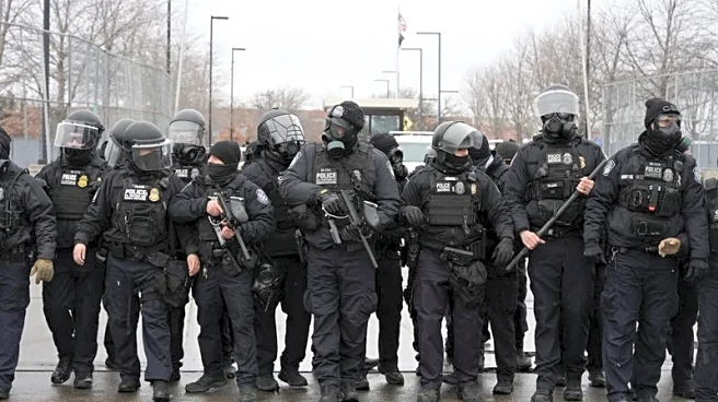 US appeals court lifts order curbing immigration agents' tactics against Minnesota protesters