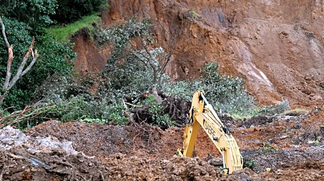 Recovery of New Zealand landslide victims halted on safety concerns