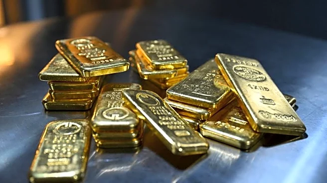 Gold extends record run, races past $5,400/oz