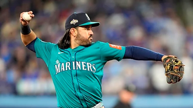 Reports: Reds sign 3B Eugenio Suarez to 1-year reunion deal