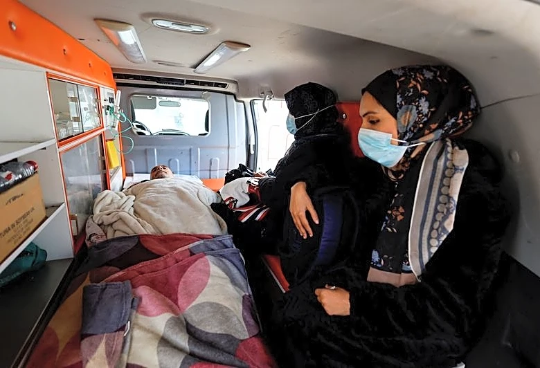 Israeli strikes kill 18 in Gaza, patient crossings at Rafah halted, Palestinian officials say