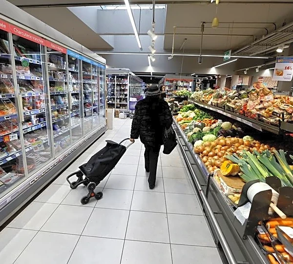 Euro zone inflation dips in January as soft patch begins