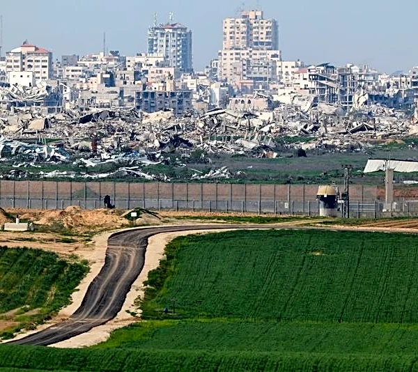 Exclusive-Donors reluctant to fund US-led Gaza plan as Hamas disarmament push stalls, sources say