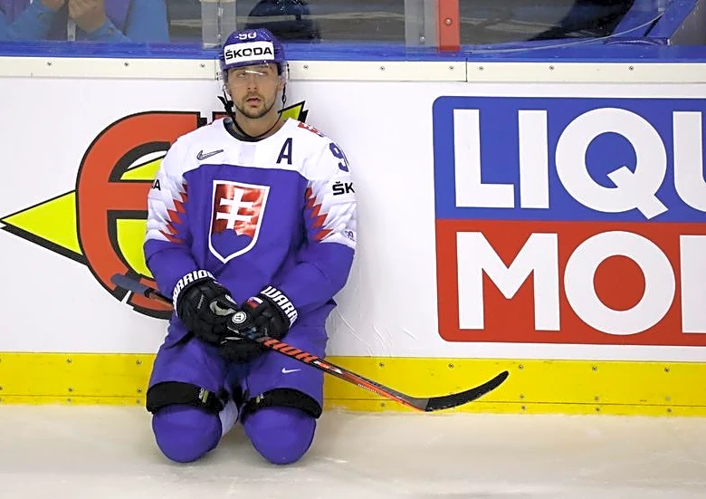 Olympics-Ice hockey-Slovakia's Tatar gets used to 'weird' sound at Milano Cortina venue