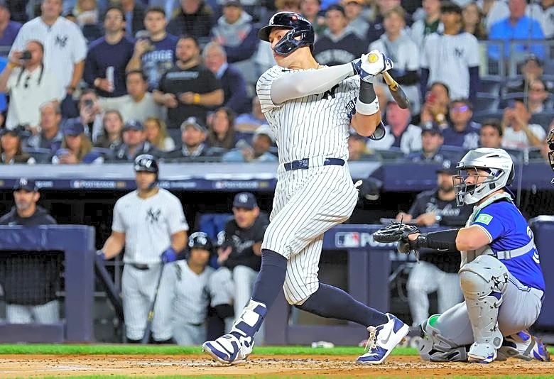 U.S. loads World Baseball Classic roster with MVPs, Cy Young Award winners