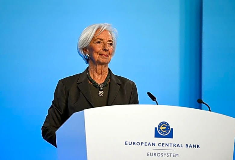 Euro zone inflation to rebound to target next year, ECB survey shows