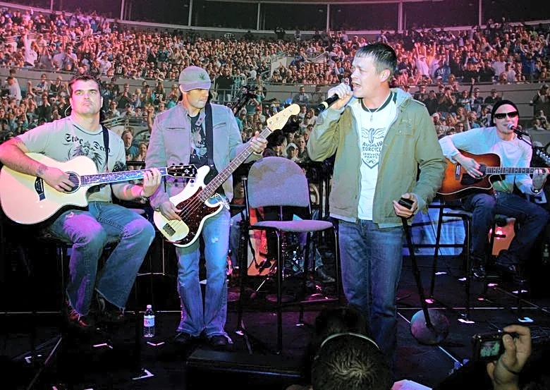 3 Doors Down singer Brad Arnold dies at 47 following cancer diagnosis